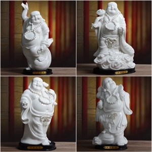白瓷佛像供奉
